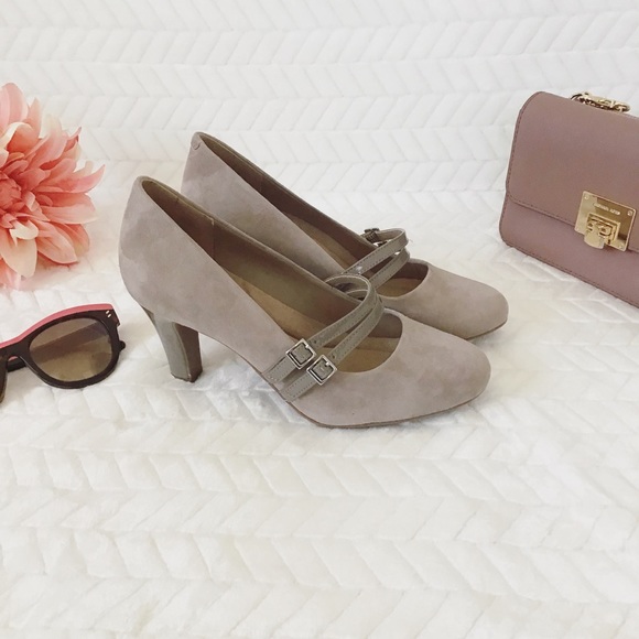 Giani Bernini Valley Pump - Picture 2 of 6